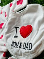 I LOVE MOM AND DAD DRESS WITH WRAPPING SHEET CAP - 0 to 3 MONTHS - Image 3