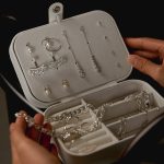 Portable Jewelry Storage Box Travel Organizer Jewelry Case Leather Storage Earrings Necklace Ring Jewelry Organizer Display - Image 4
