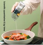 Spice Bottle | Spice Jar | 0.5 Gram Measurement Click Spice Bottle